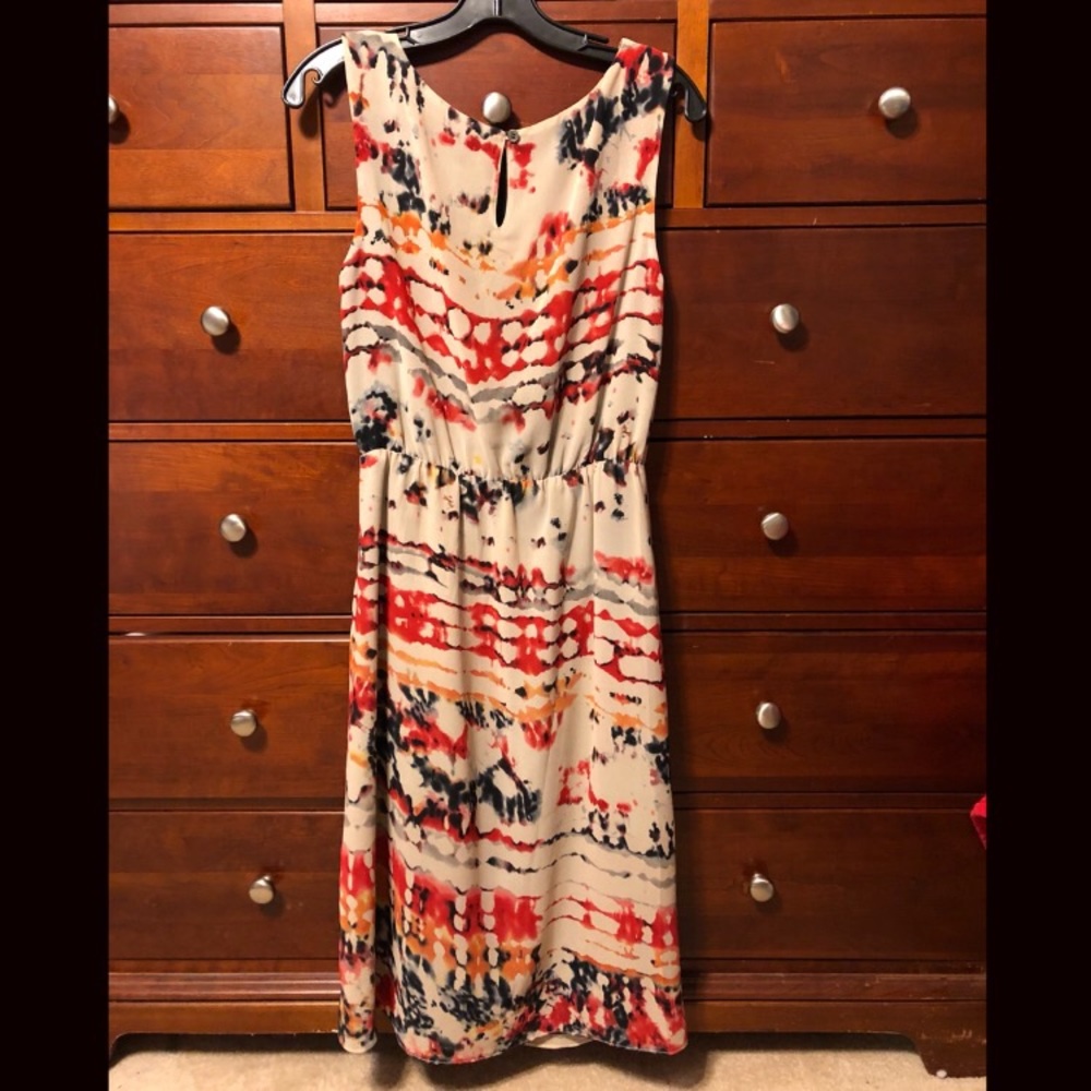 Sabine Mid-Length Patterned Dress - Picture 3 of 4